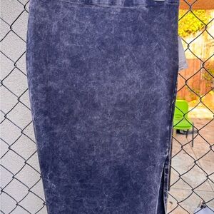 Elegant Indigo Acid Wash Cotton/Spandex Skirt